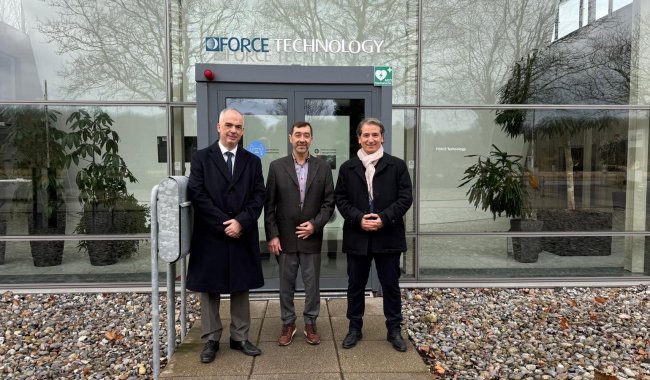Embajador participa en visita a Force Technology - Chile en el Exterior