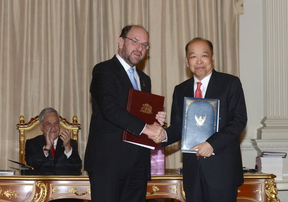 Chile y Tailandia firman Tratado de Libre Comercio