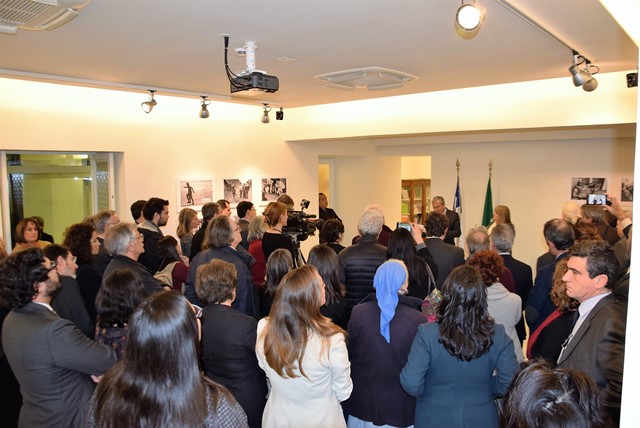 Más de 70 personas se  congregaron en la Sala Neruda en homenaje a víctimas del Plan Cóndor. 